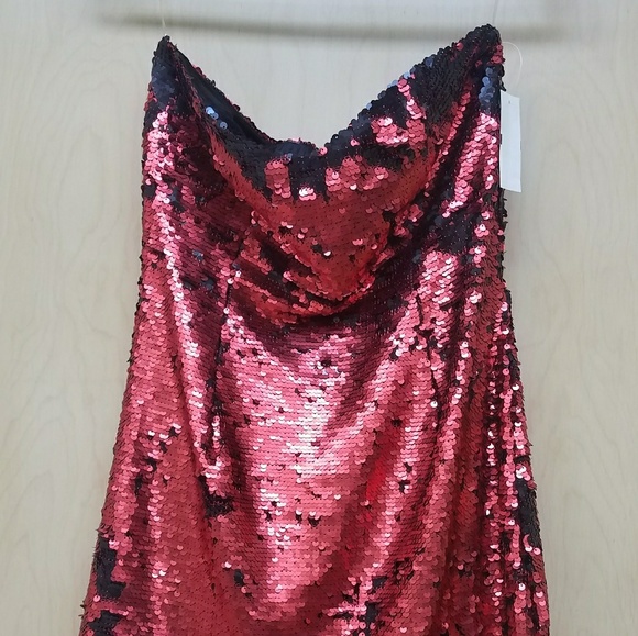 Formal party dress - Picture 1 of 7